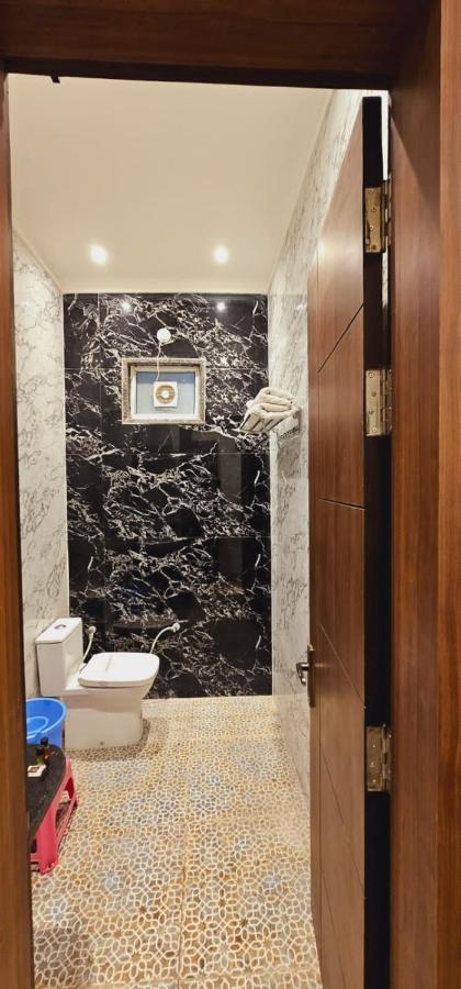 Radha Bihari Nikunj Hotel