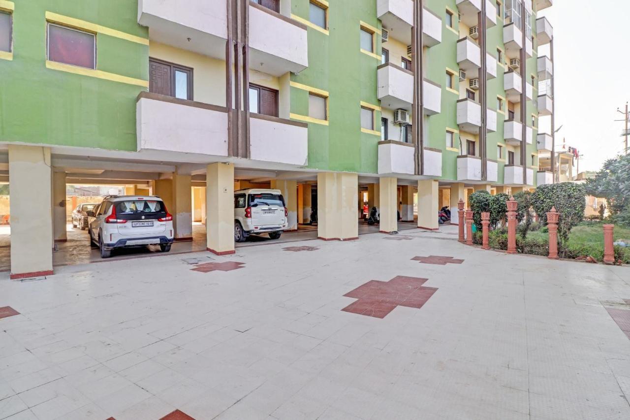 Flagship Ag Yamuna Palace Vrindavan