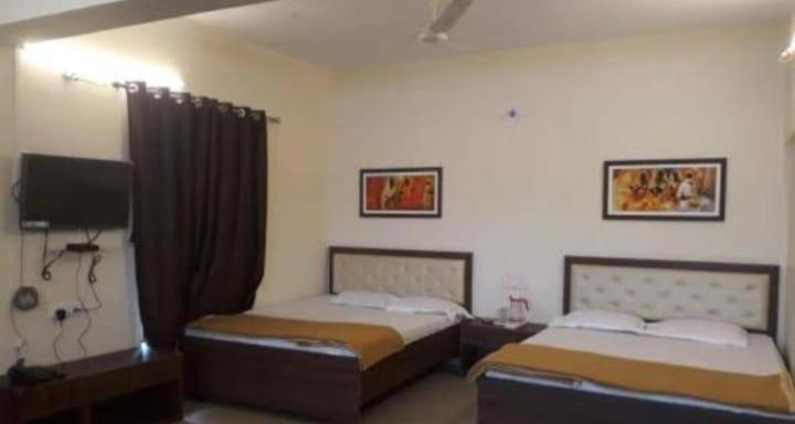 Guest house Somnath Guest House