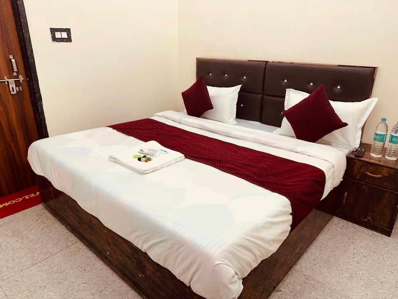 The Lord Krishna Residency Hotel