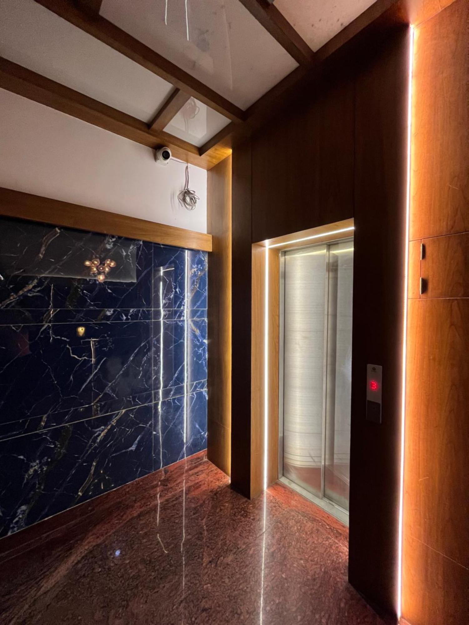 Hotel Shree Darshnam *