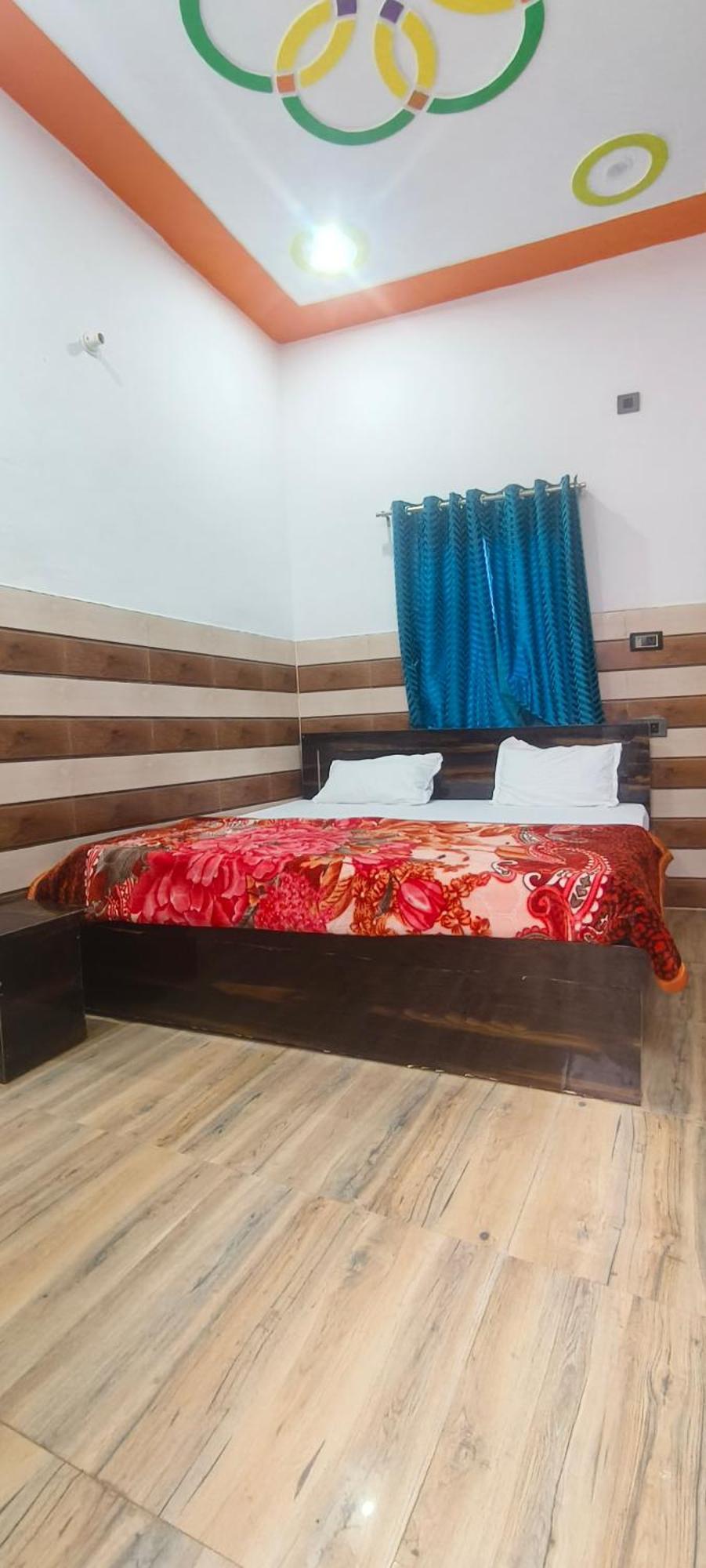 Guest house K.d.dham Near Prem Mandir1 Vrindavan