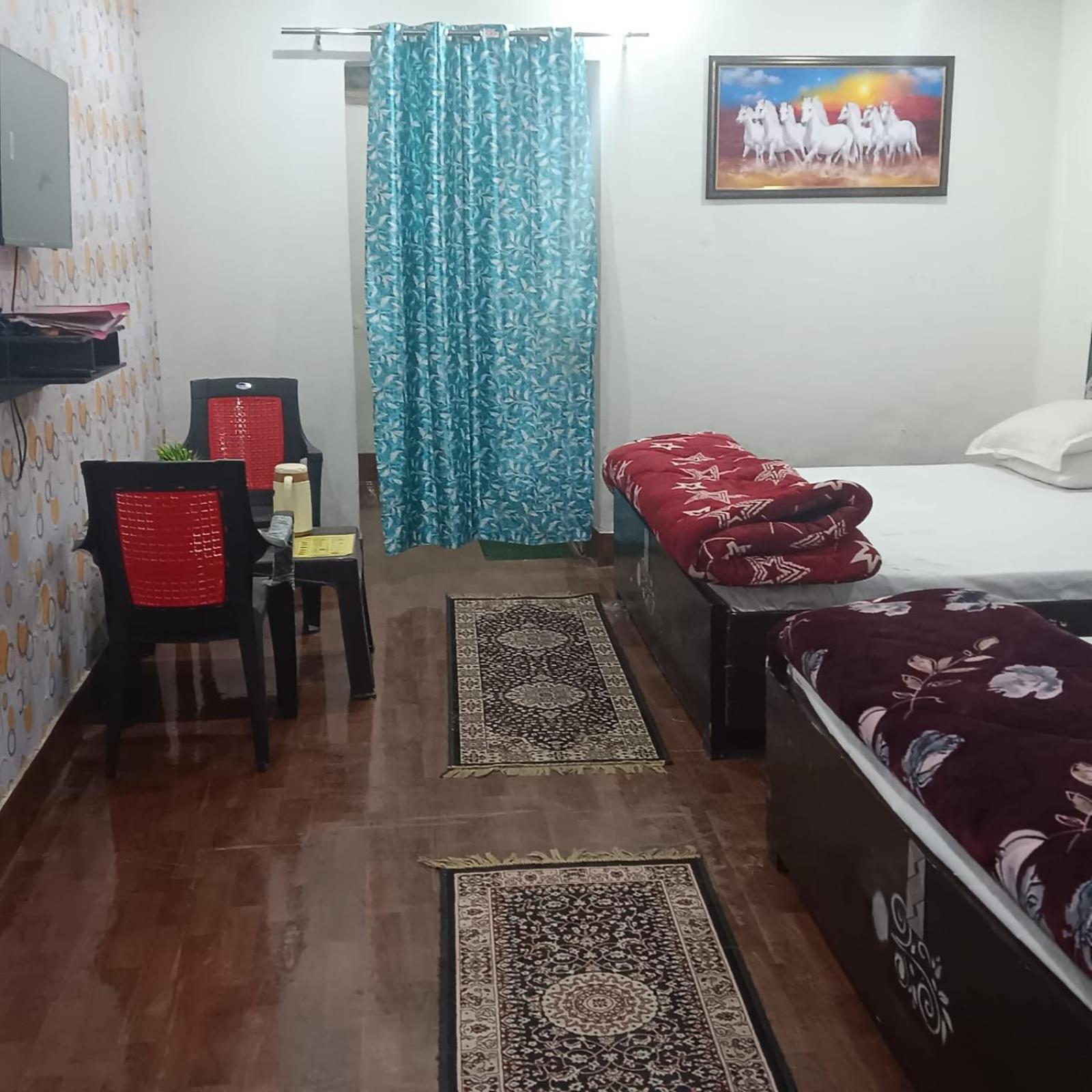 Murliwala Guest house *