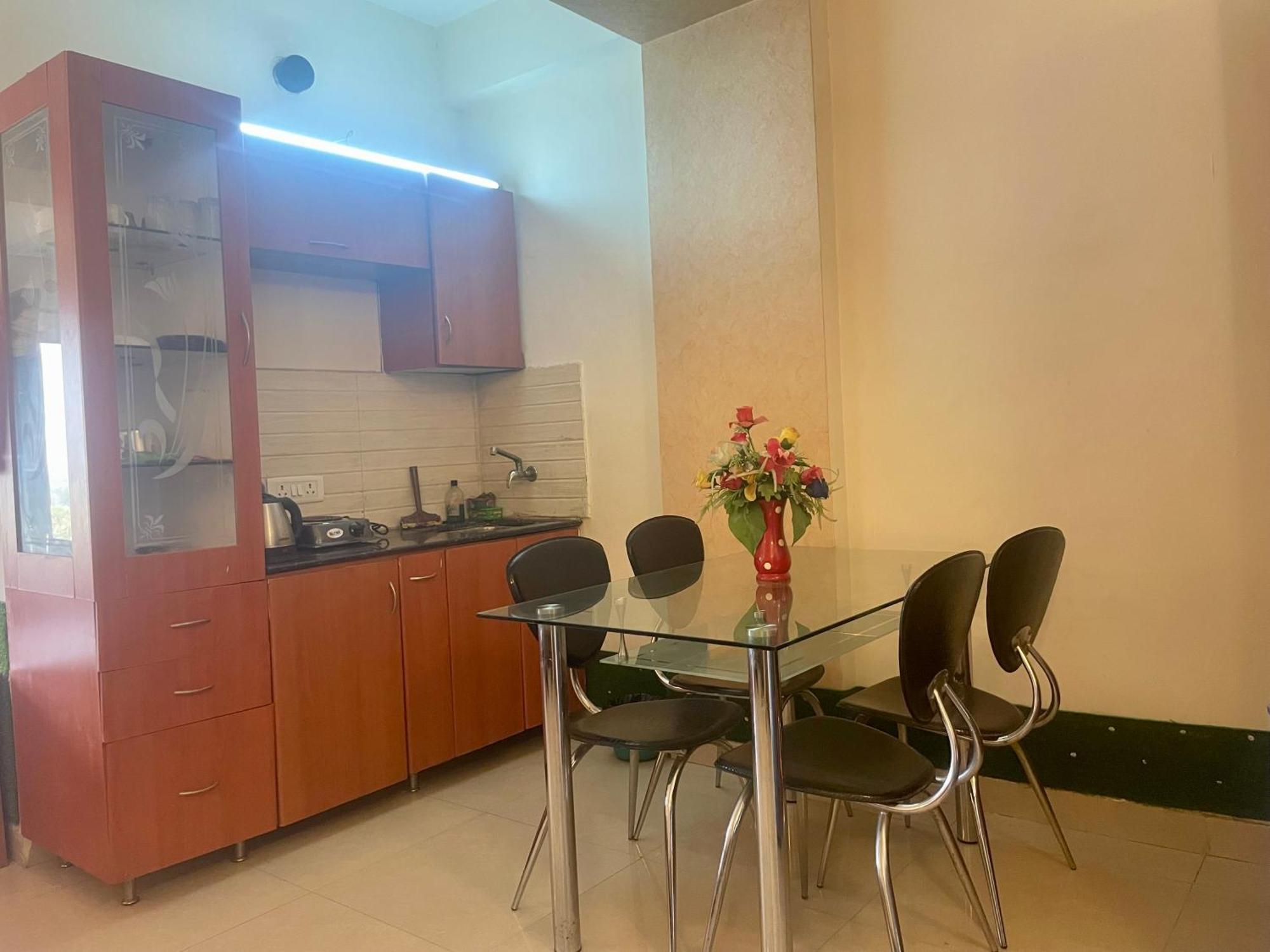 Apartment Zenroofs - Brij Bhumi Haven 2 *