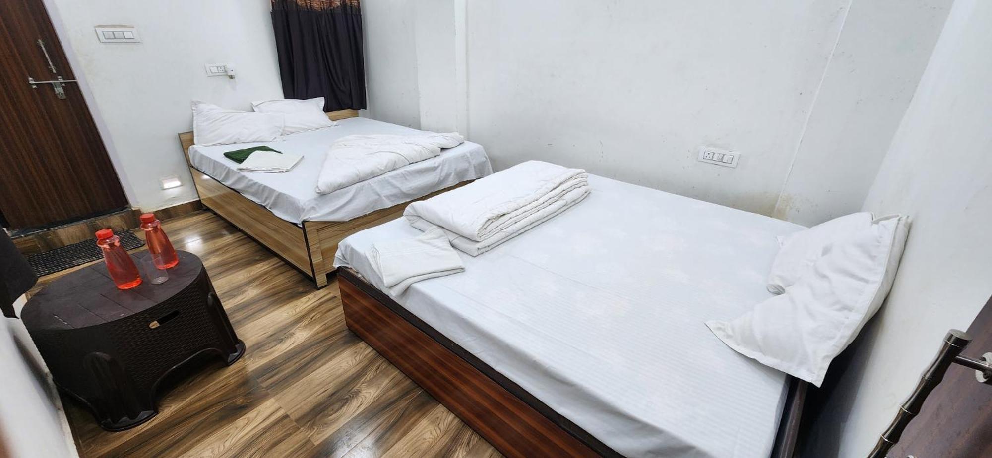 Hotel Pitambara Dham
