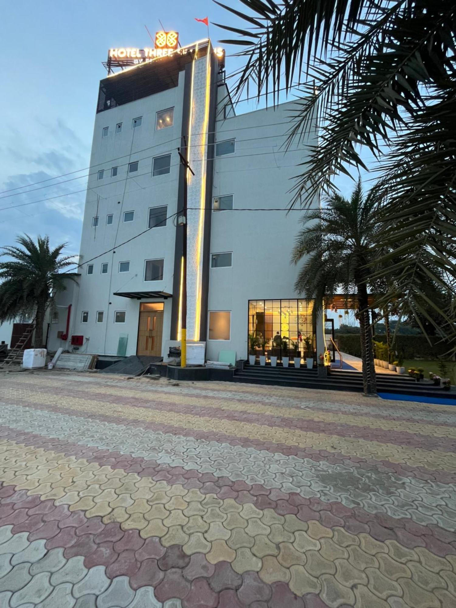 Three Seasons Hotel