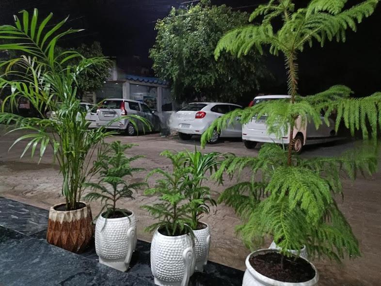 Hotel Hare Krishna Ambiance Vbn