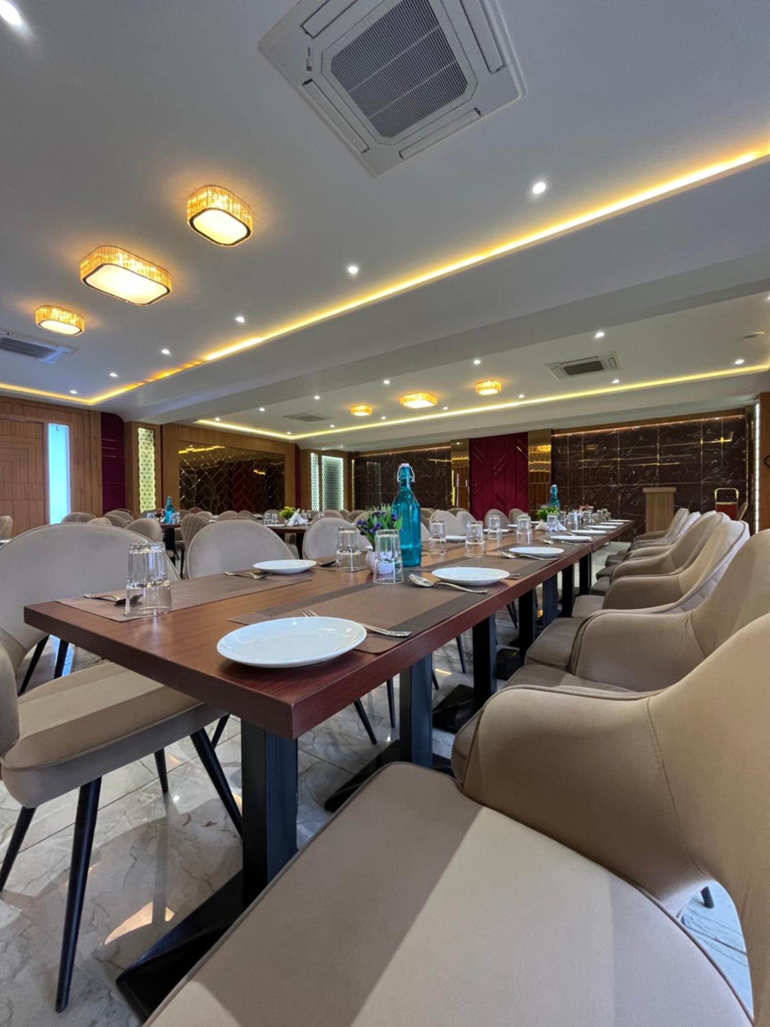 Three Seasons Hotel