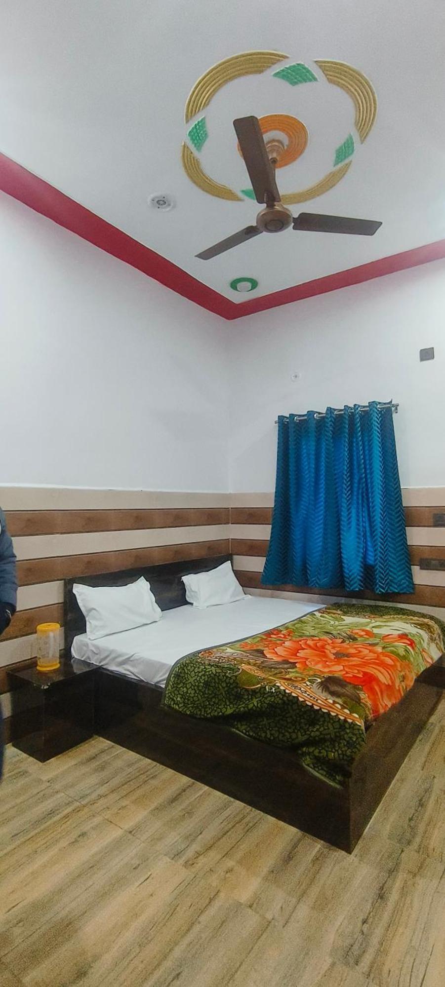 K.d. Dham Near Prem Mandir