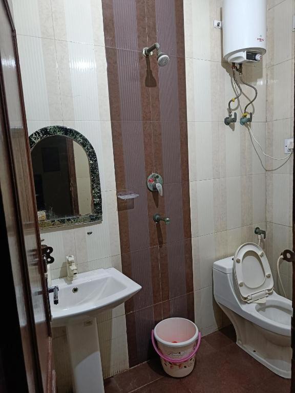 Shri Achyutam - Offering Value In Homestay *