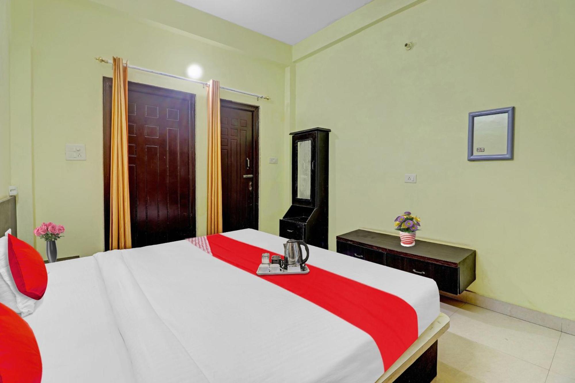 Hotel Flagship Ag Yamuna Palace Vrindavan