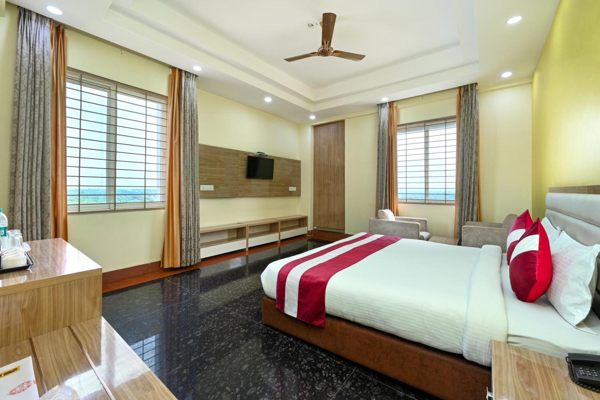 Sks Grand Palace-vrindavan
