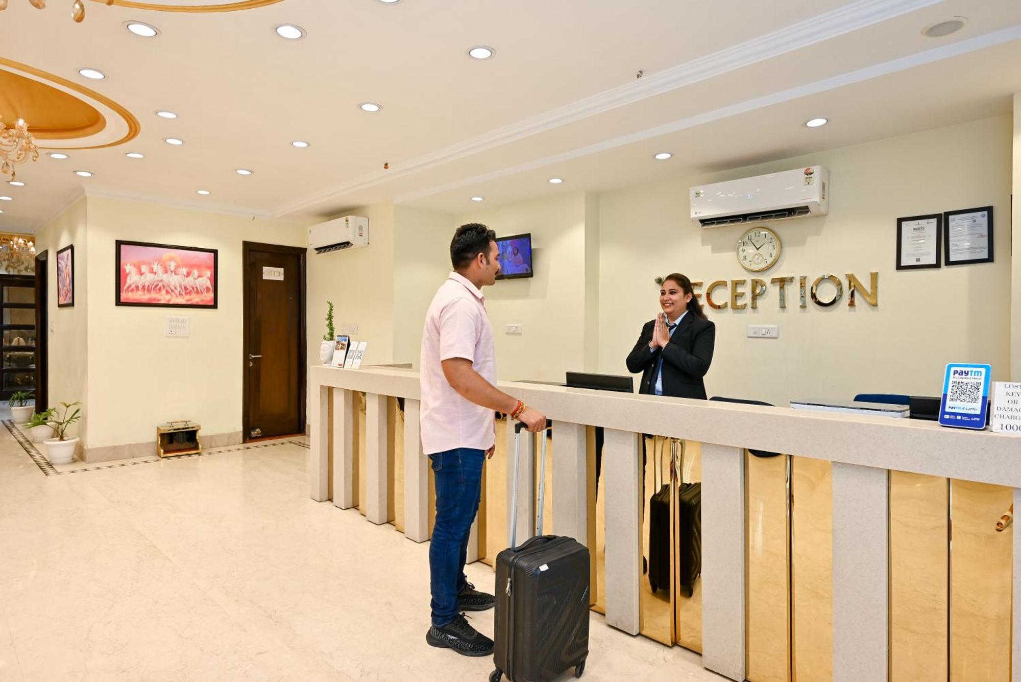 Hotel Sks Grand Palace-vrindavan Vrindavan