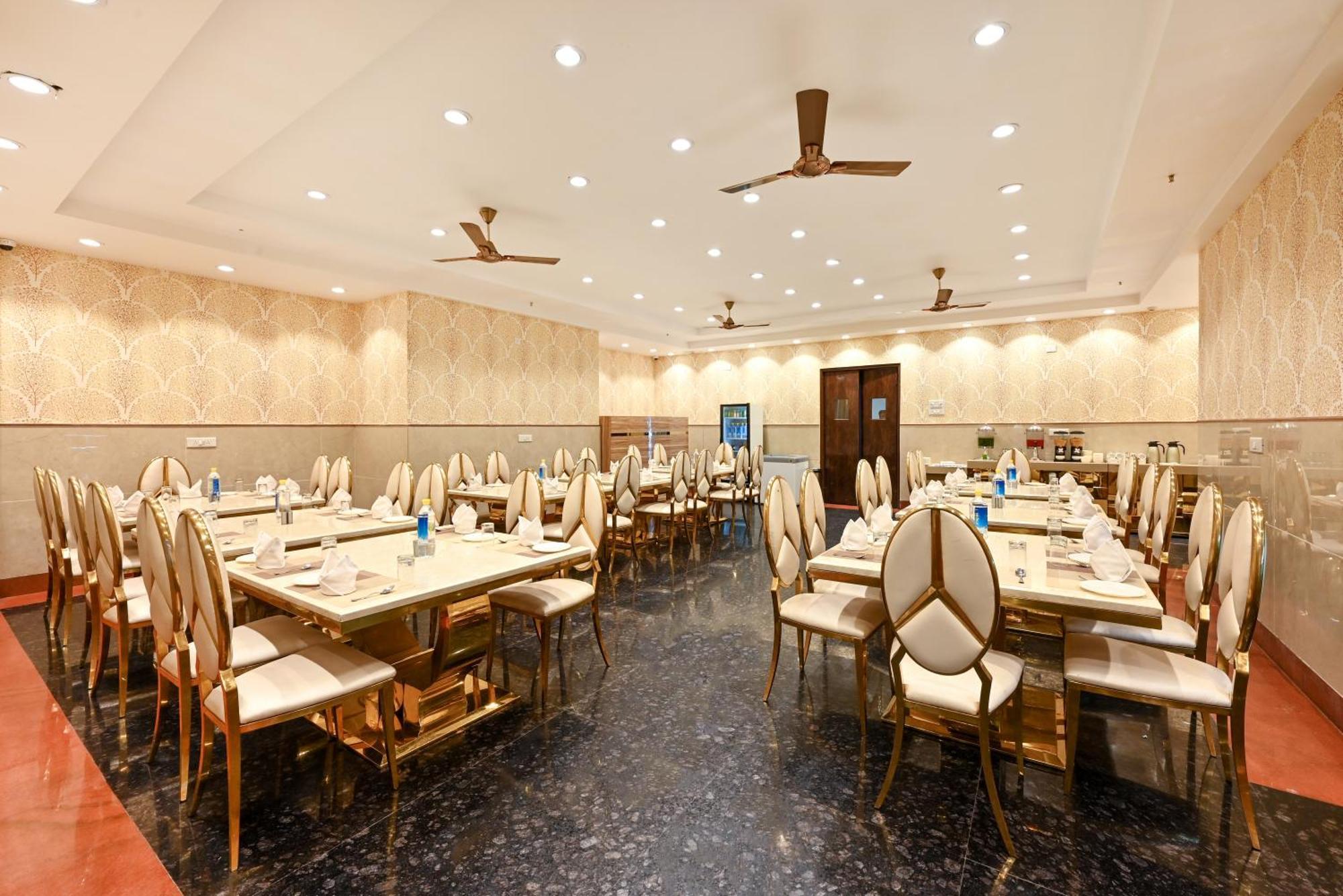 Hotel Sks Grand Palace-vrindavan Vrindavan