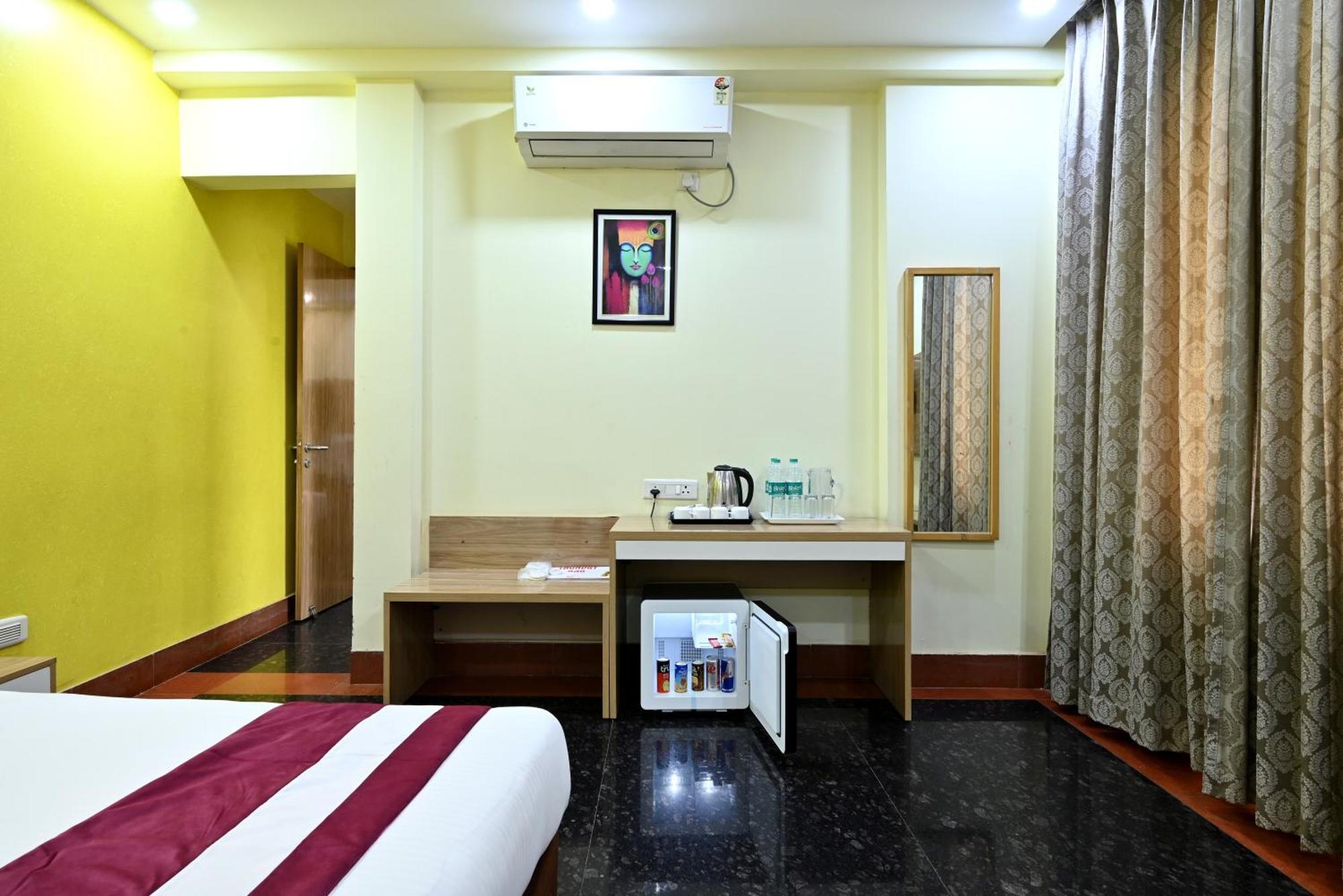 Hotel Sks Grand Palace-vrindavan Vrindavan
