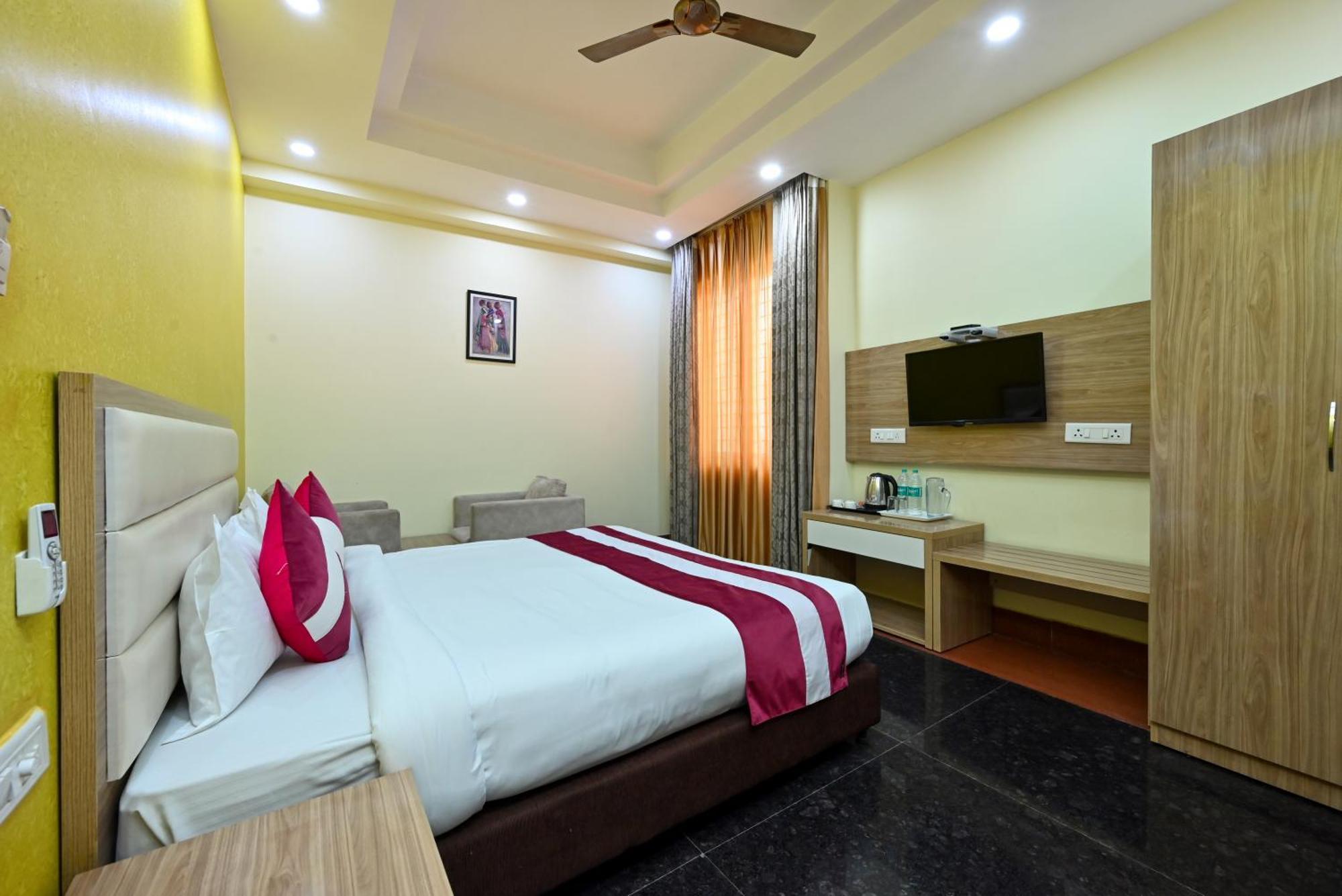 Sks Grand Palace-vrindavan Hotel Vrindavan