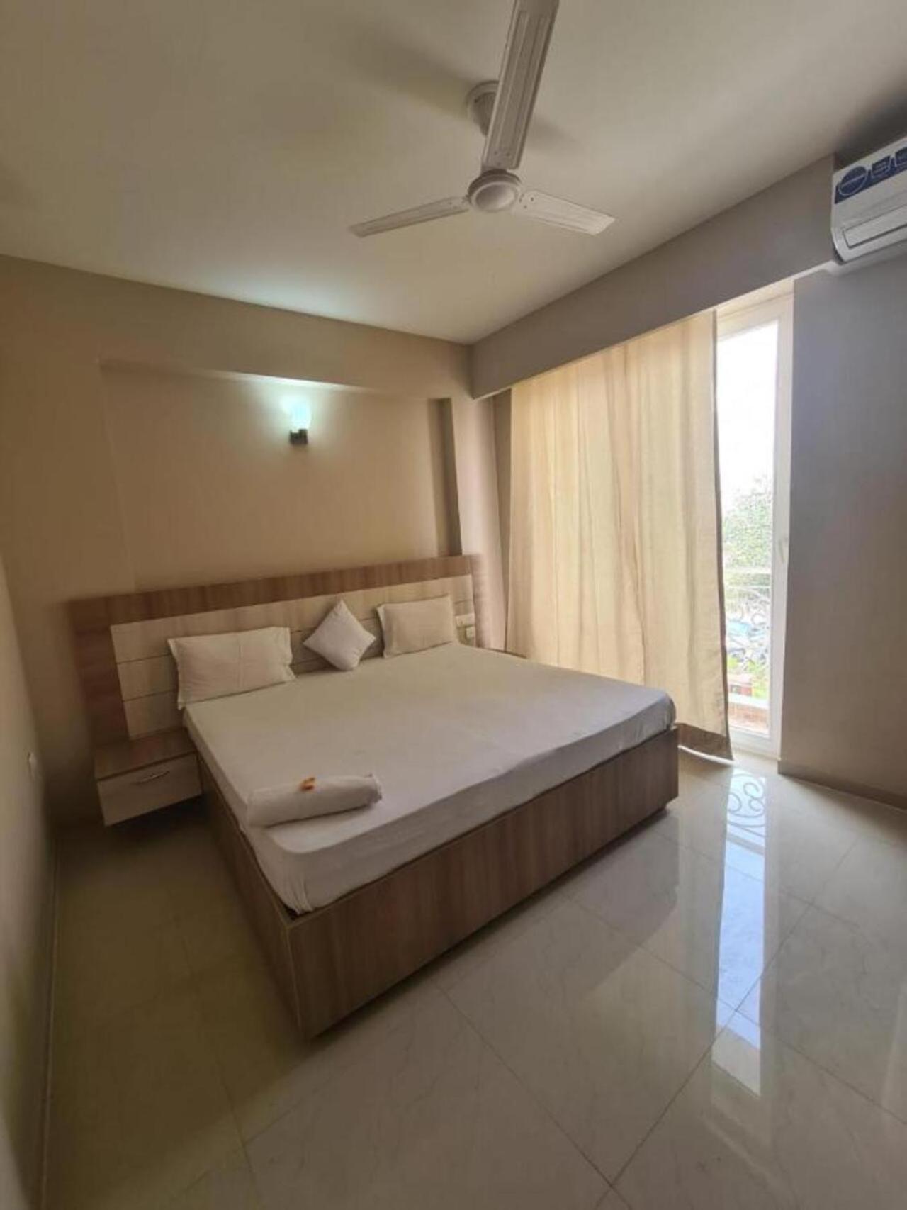 Lord Krishna Place Hotel Vrindavan
