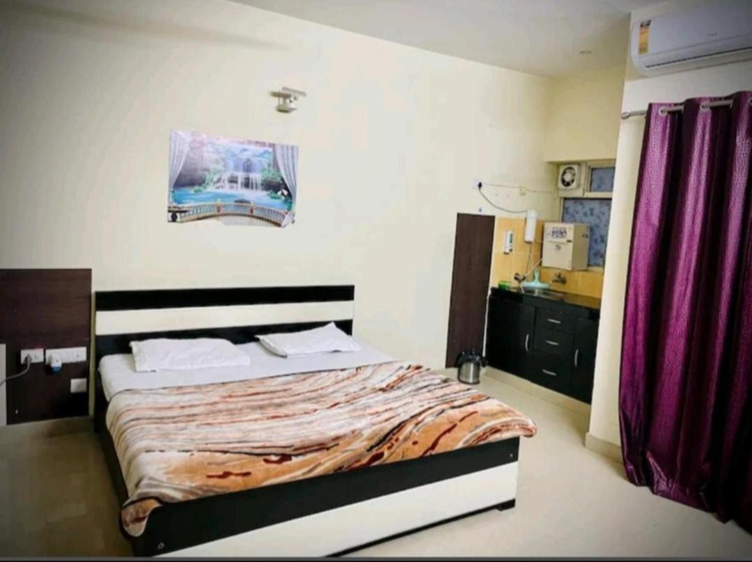 Omaxe Eternity Brij Bihariji Ji Apartment