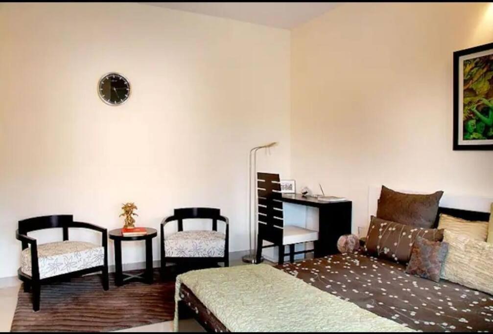 Omaxe Eternity Brij Bihariji Ji Apartment