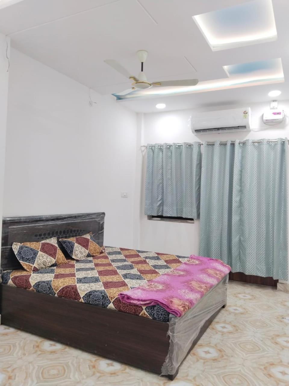 Agrawal Seva Sadhan Guest house Vrindavan