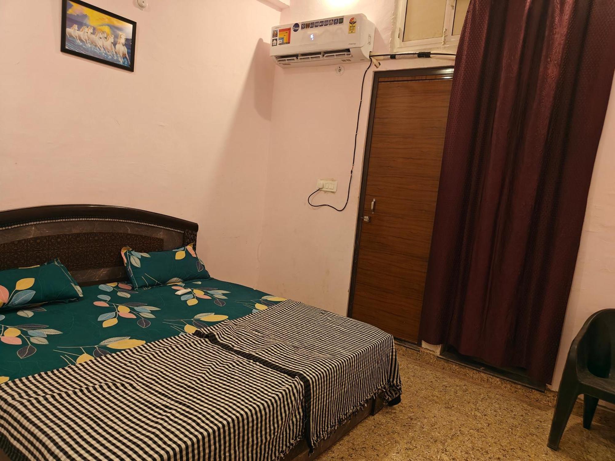 B.b.n Guest house Vrindavan
