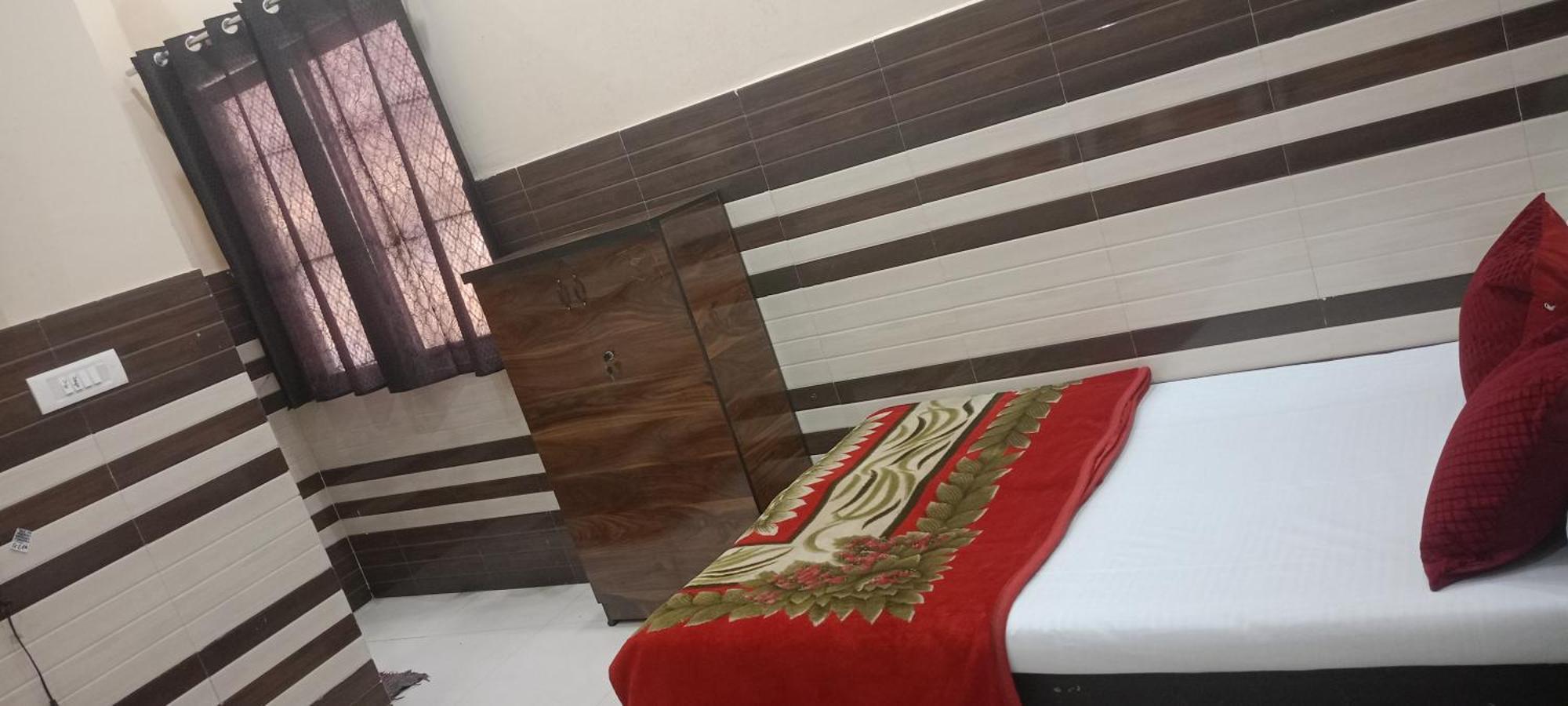 New Gayatri Palace Near Prem Mandir *