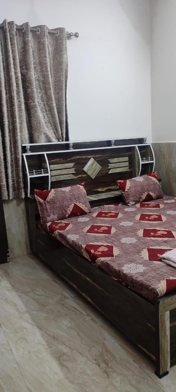 Guest house Shri Govind Bhawan