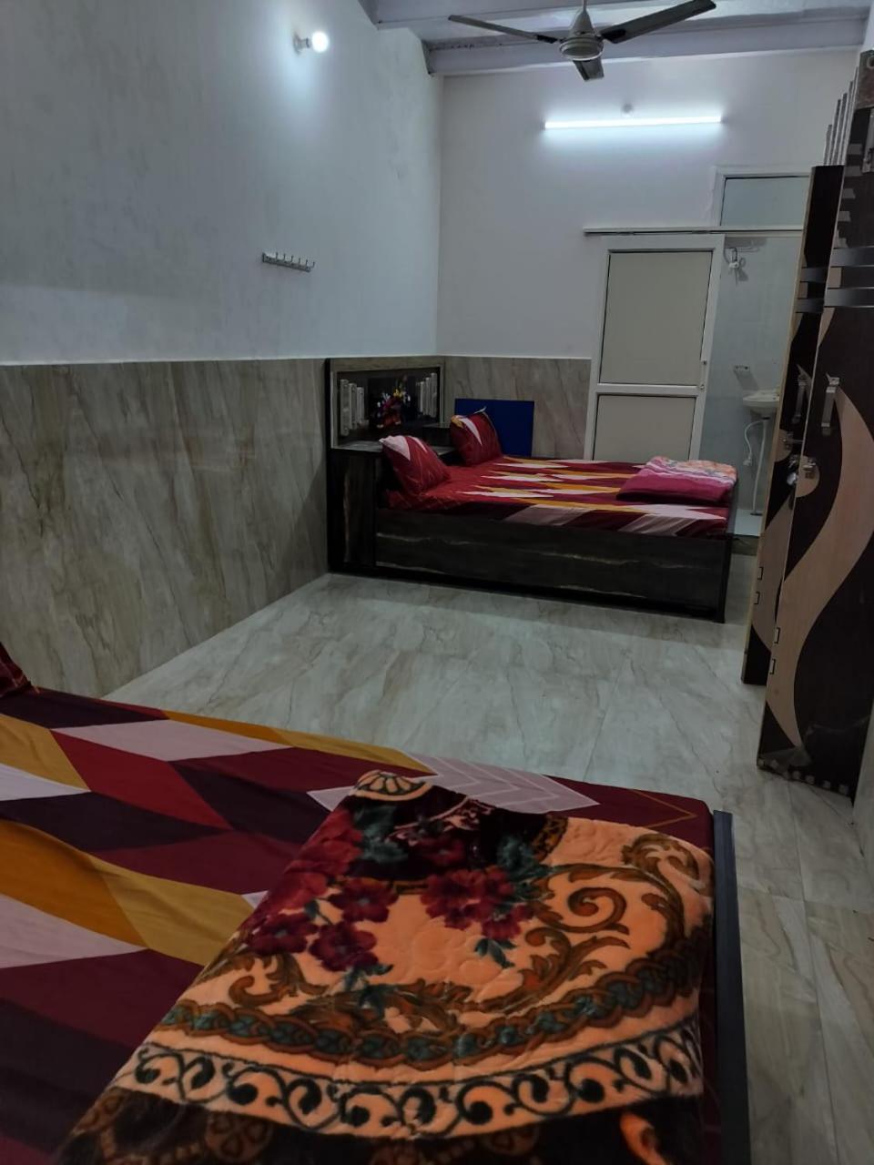 Shri Govind Bhawan * Vrindavan
