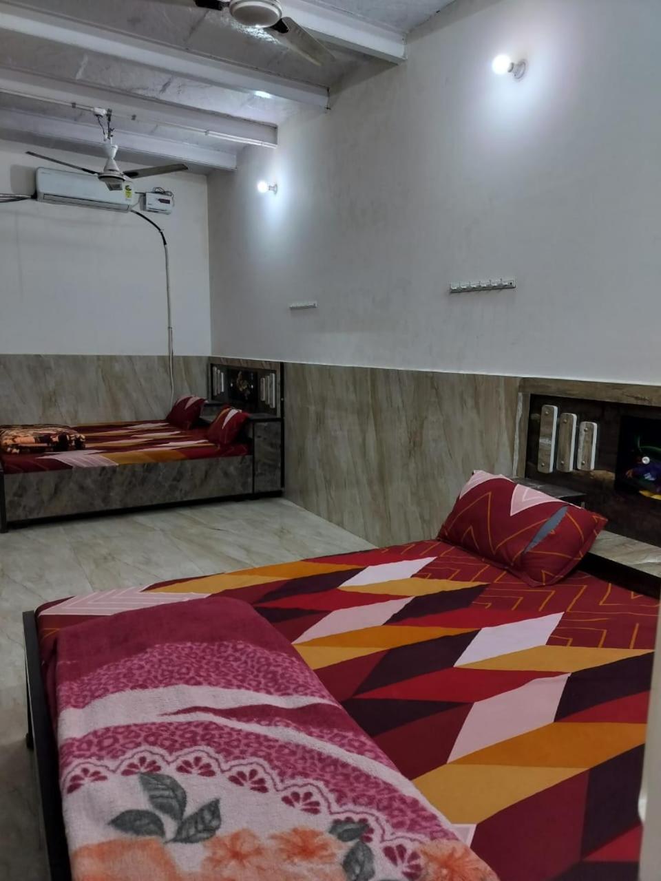Guest house Shri Govind Bhawan Vrindavan
