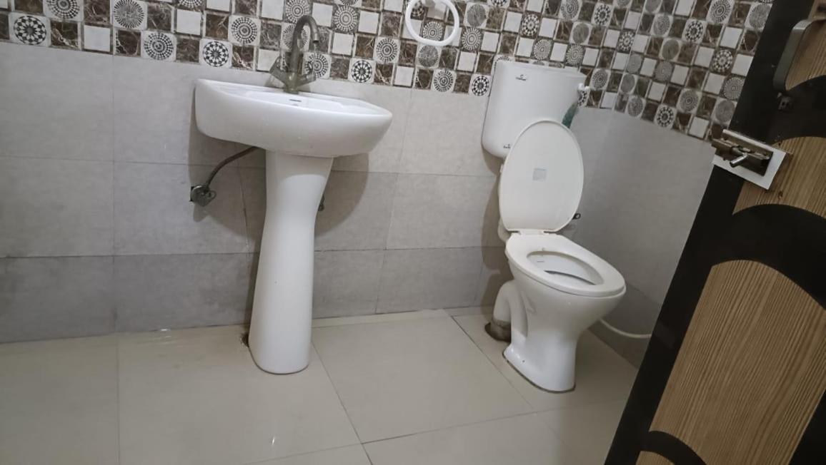 Guest house Tulsi *