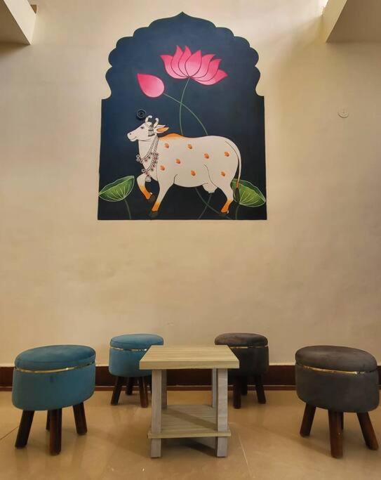 Sunlit -madhav Villa *