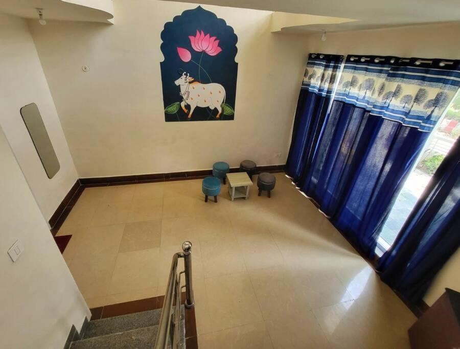 Villa Sunlit -madhav Vrindavan