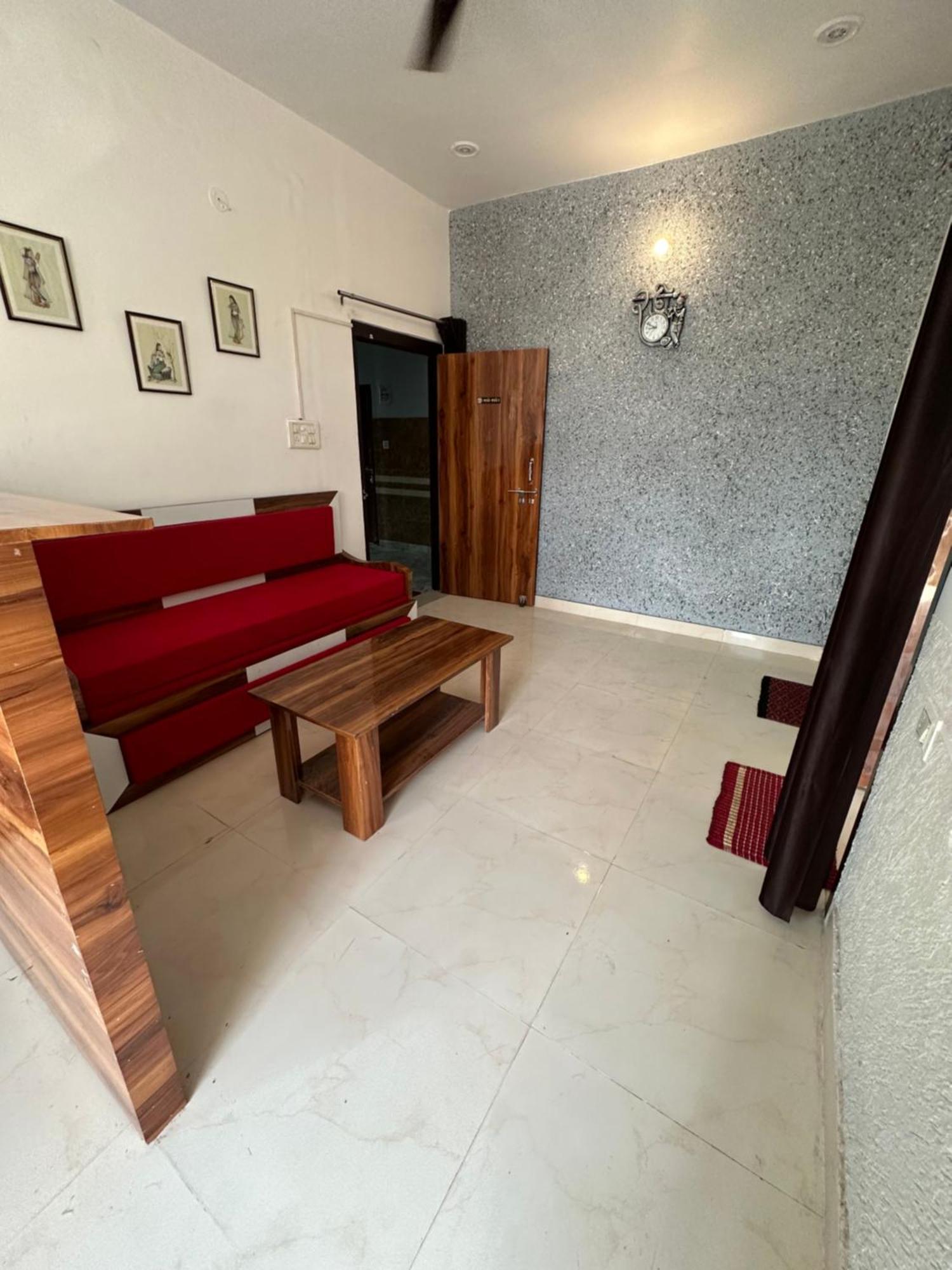 Apartment Nikunj Abodes - Vrinda Kunj
