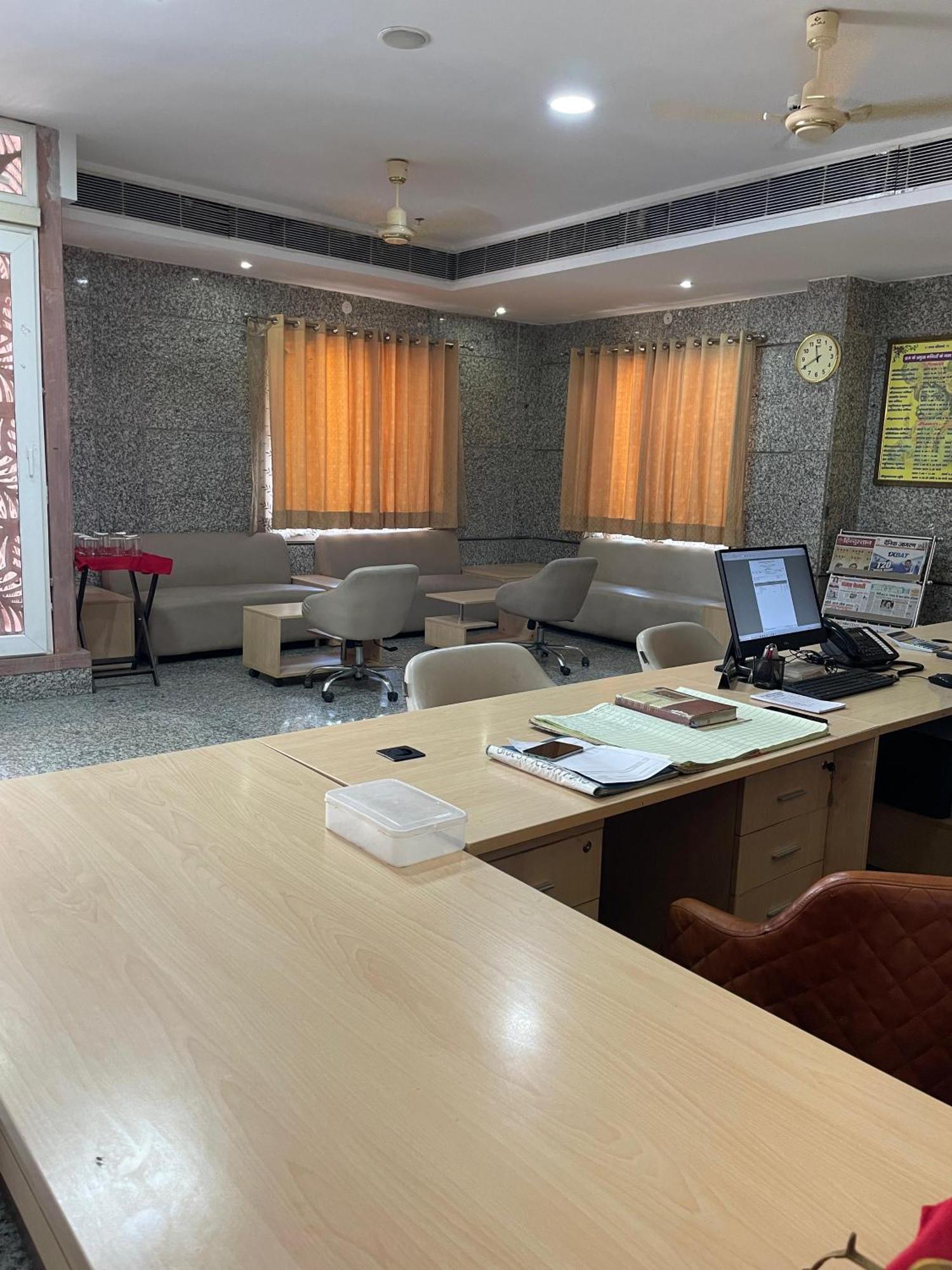 Seth Murlidhar Seva Sadan-near Prem Mandir Hotel 3*