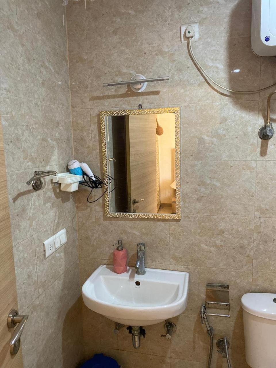 Shree Ji Dhaam Apartment