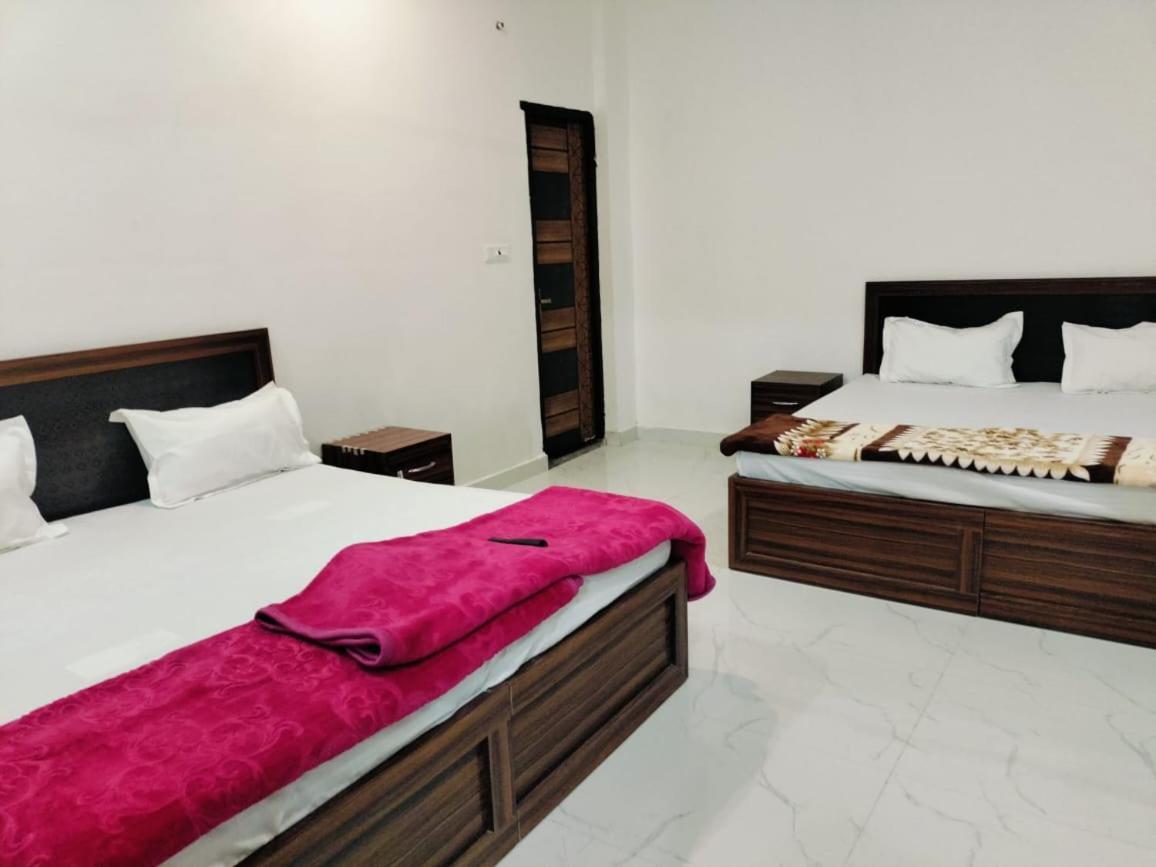 Amit Guest house *
