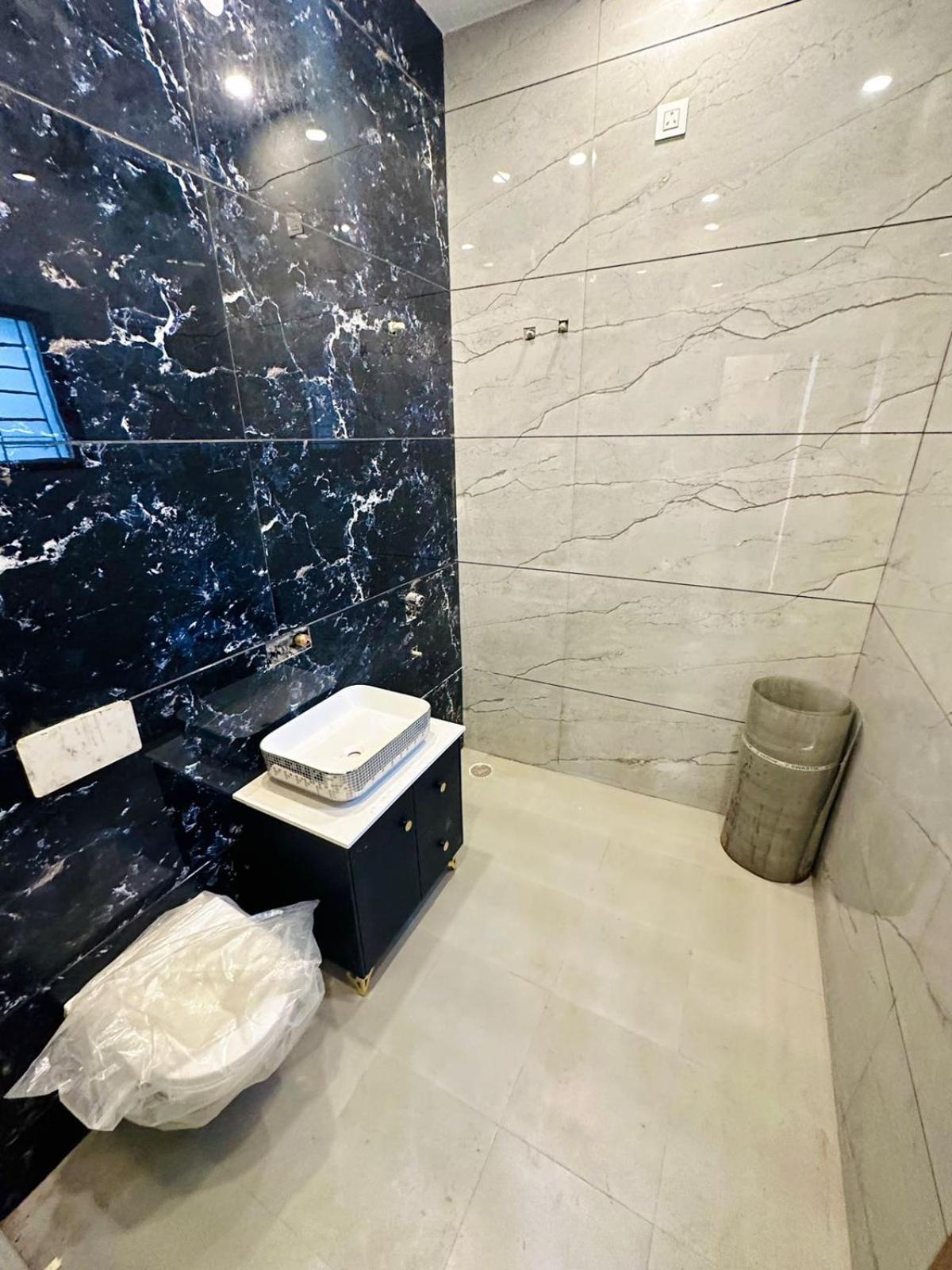 Apartment Dev