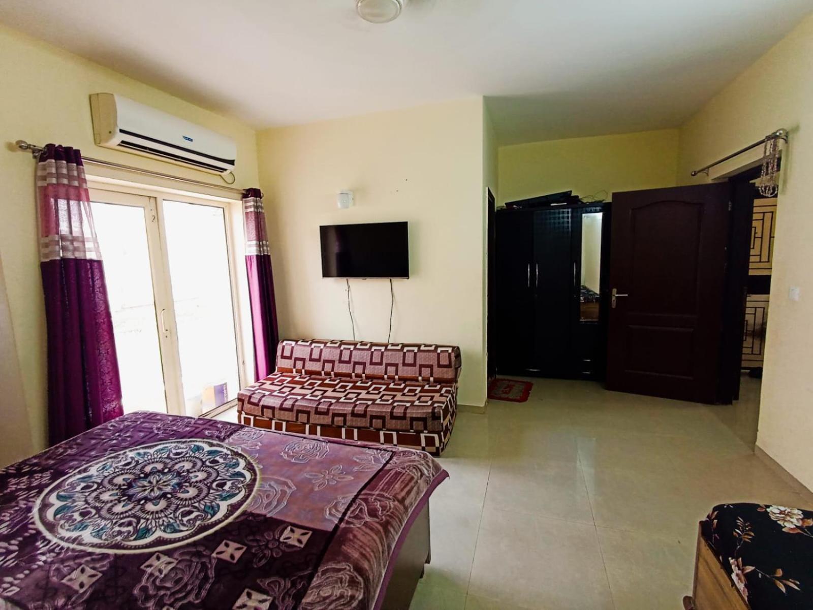 Apartment Vanshiwat Niwas Vrindavan