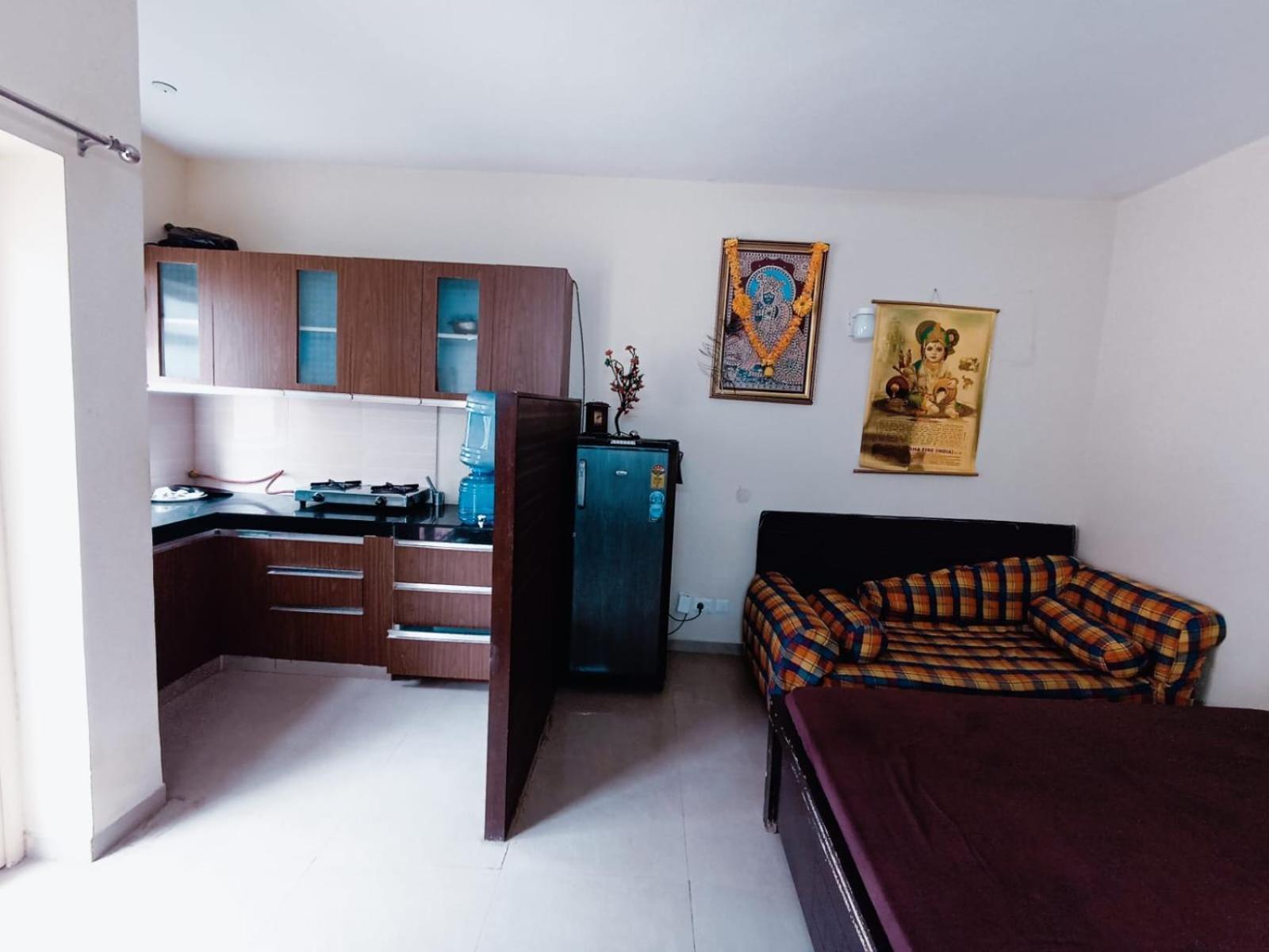 Vanshiwat Niwas Apartment