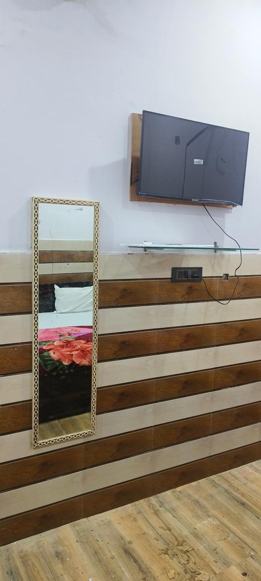 Guest house K D Dham Near Prem Mandir Iskcon Temple