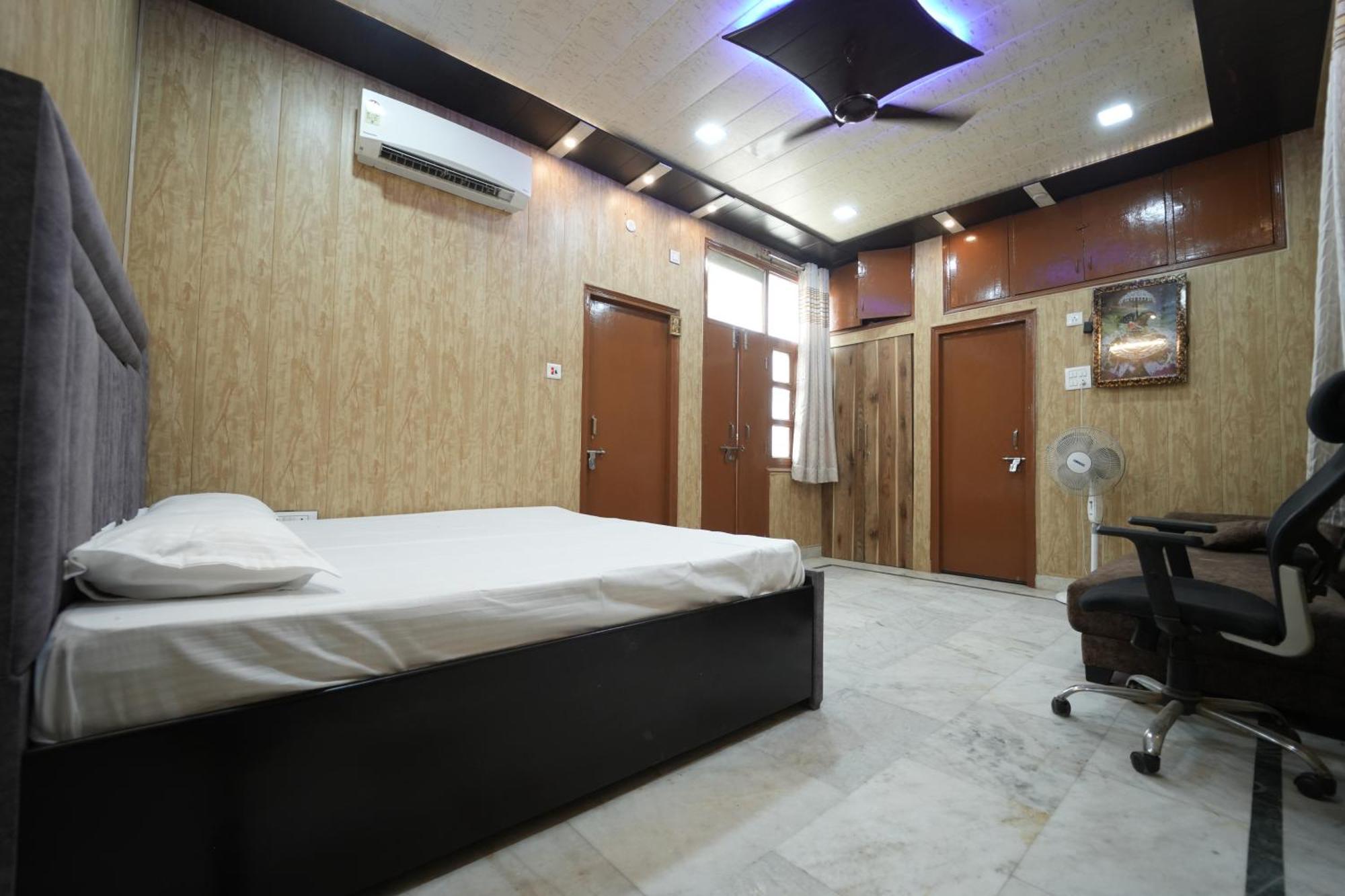 Guest house Bhaktivedant