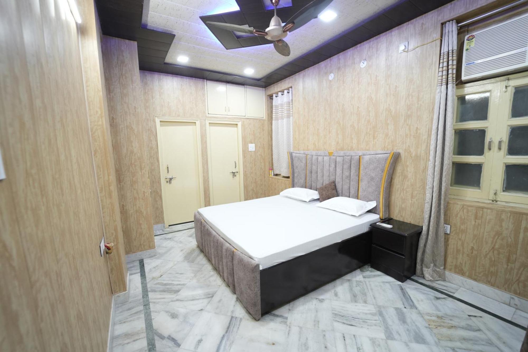 Bhaktivedant Guest house Vrindavan