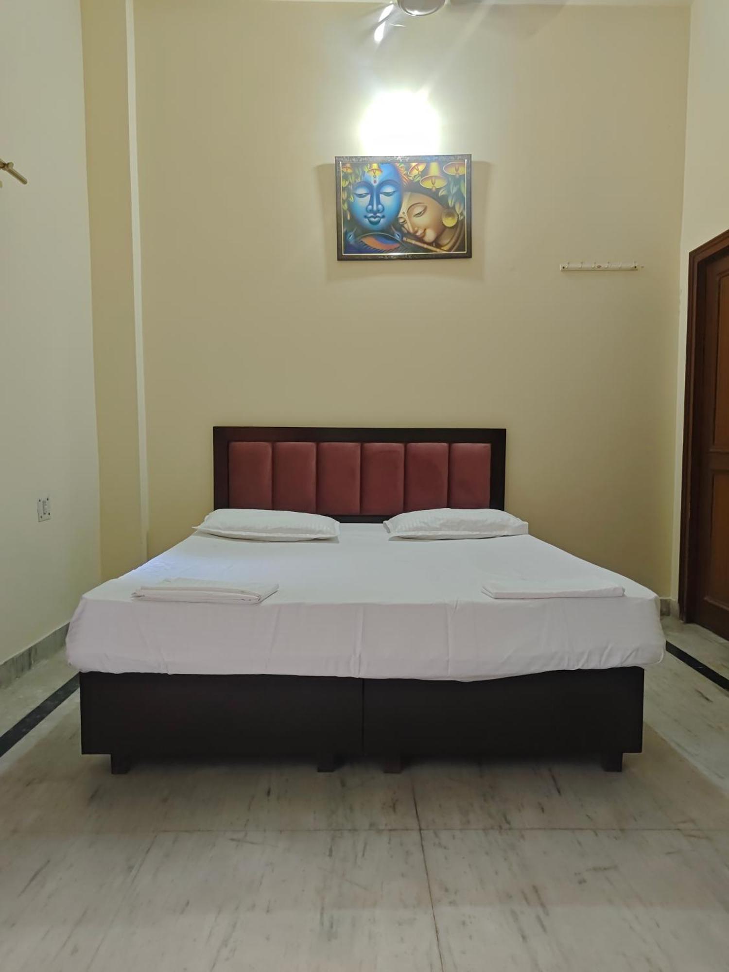 Radhika Dham Homestay Homestay Vrindavan