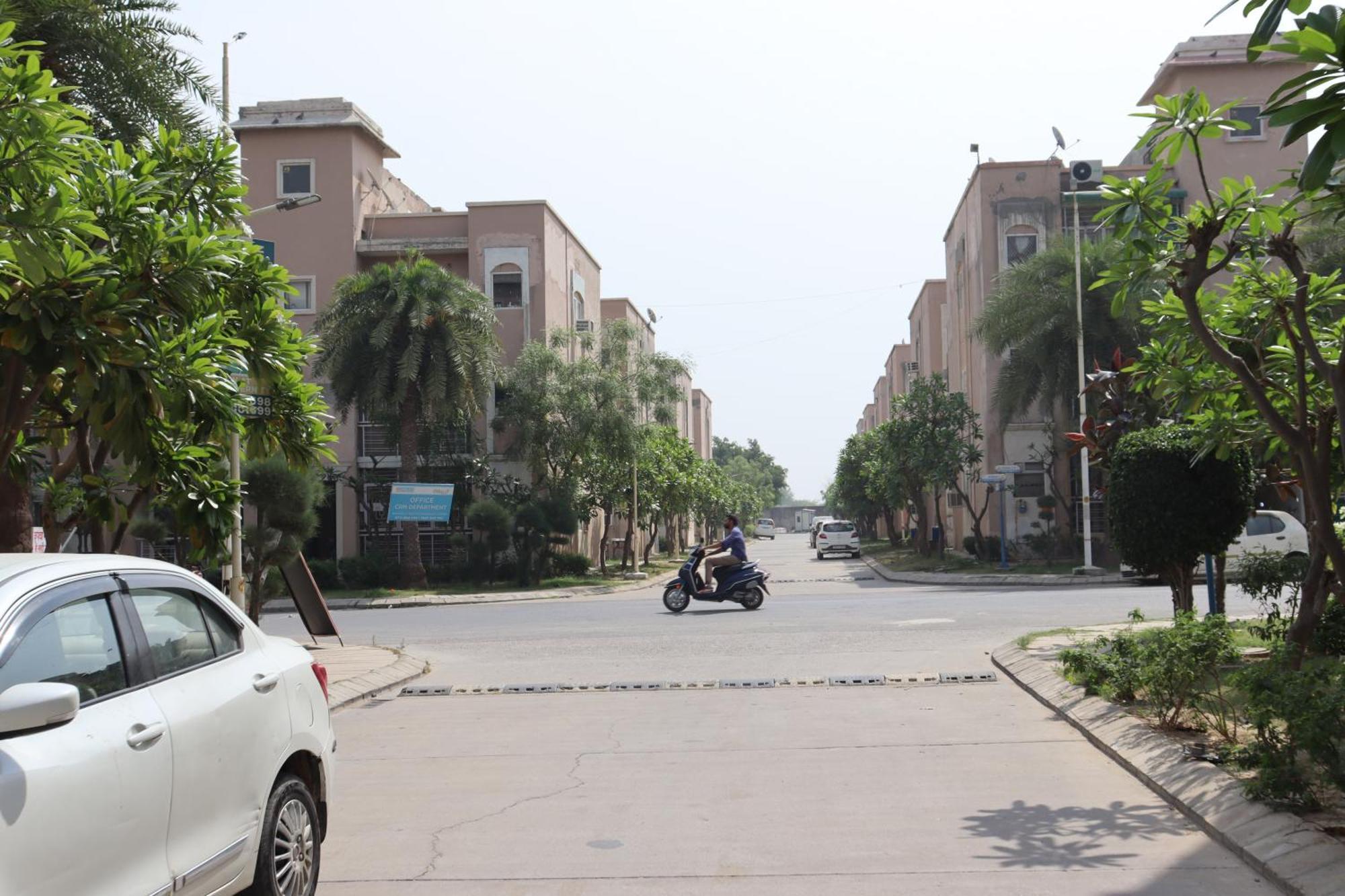 Omaxe Eternity-near Prem Mandir Apartment