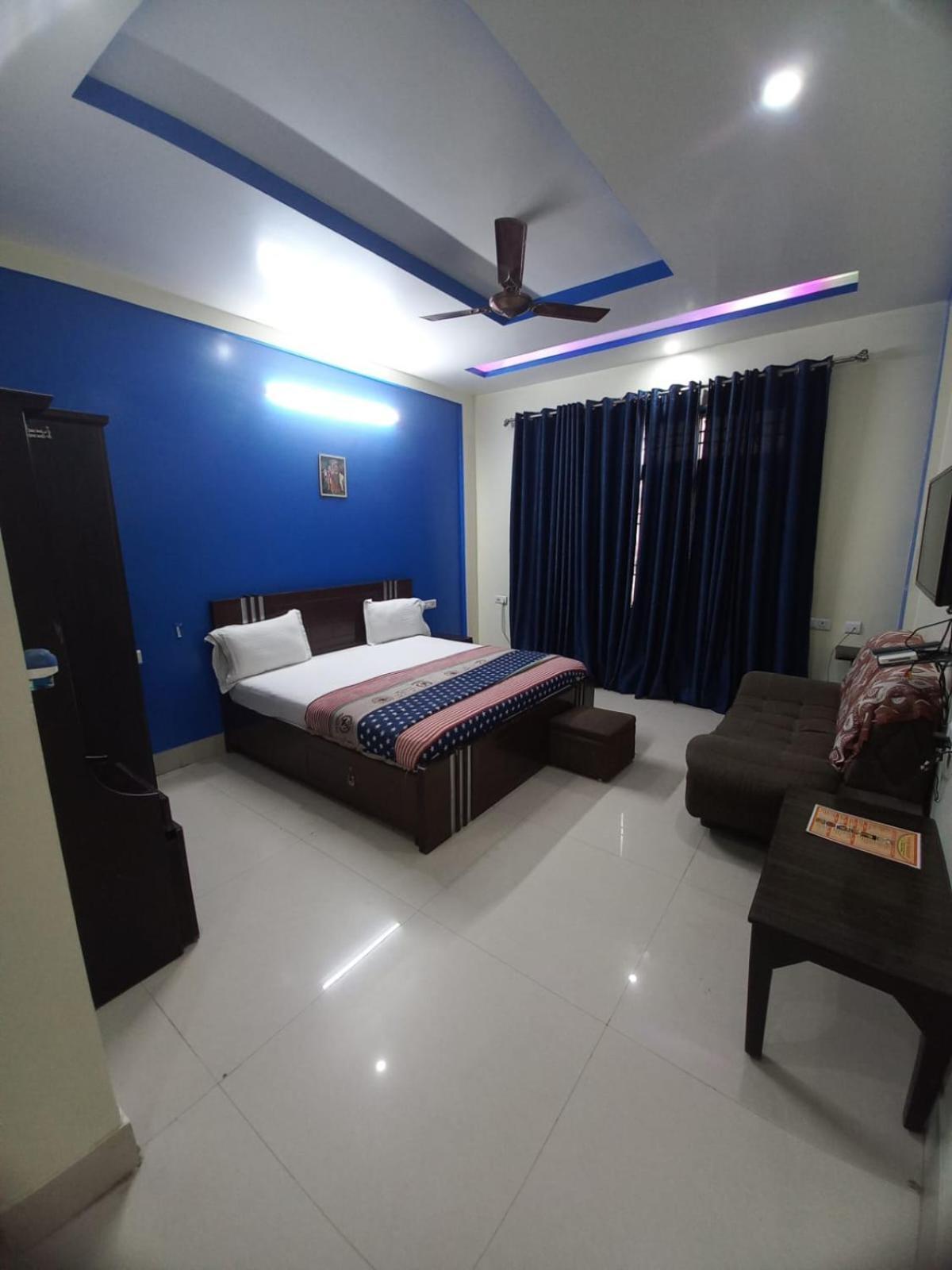 Hotel Vrinda