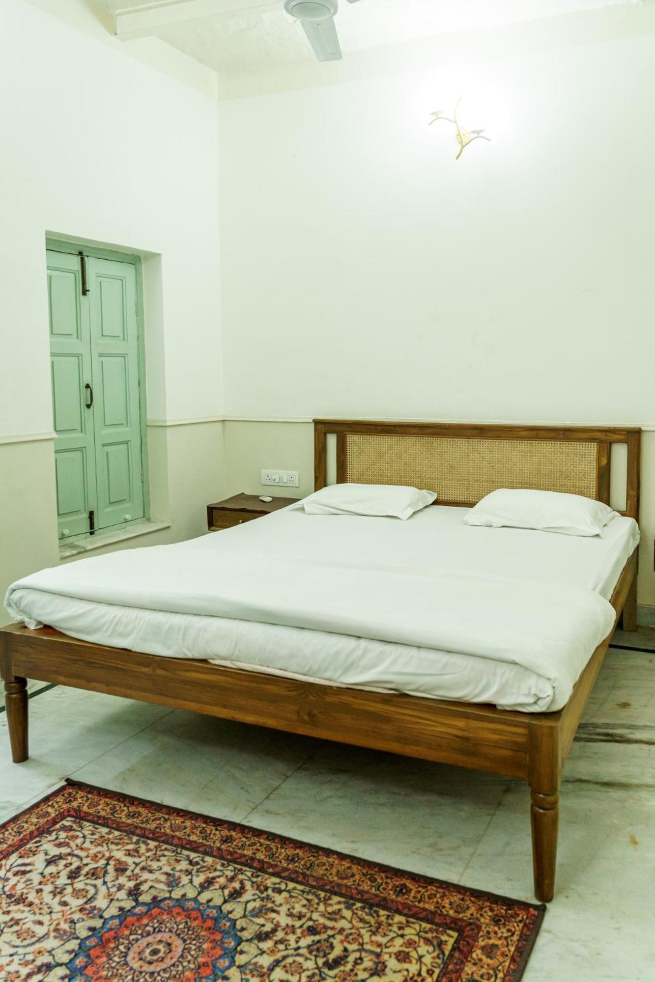 Shree Krishna Bhakti Ashram Vrindavan