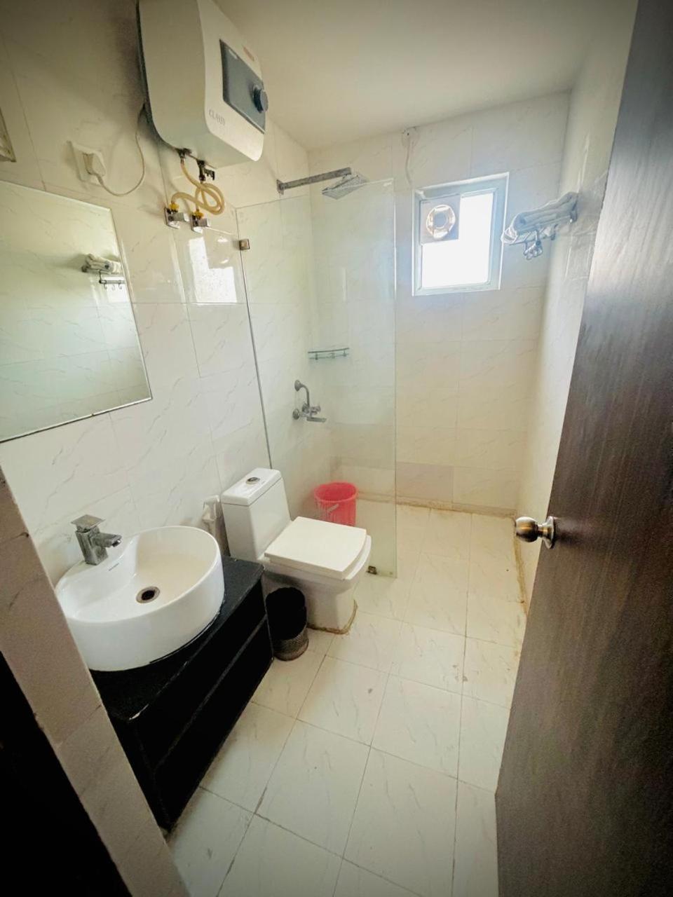 Vrindavan Suites 4*