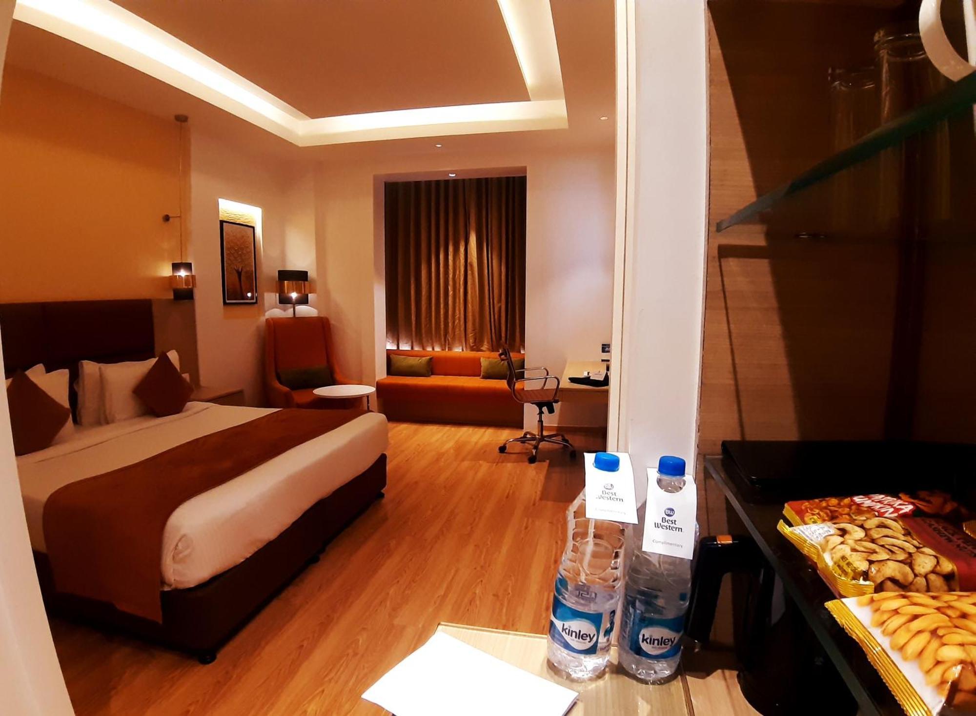 Hotel Western Vrindavan