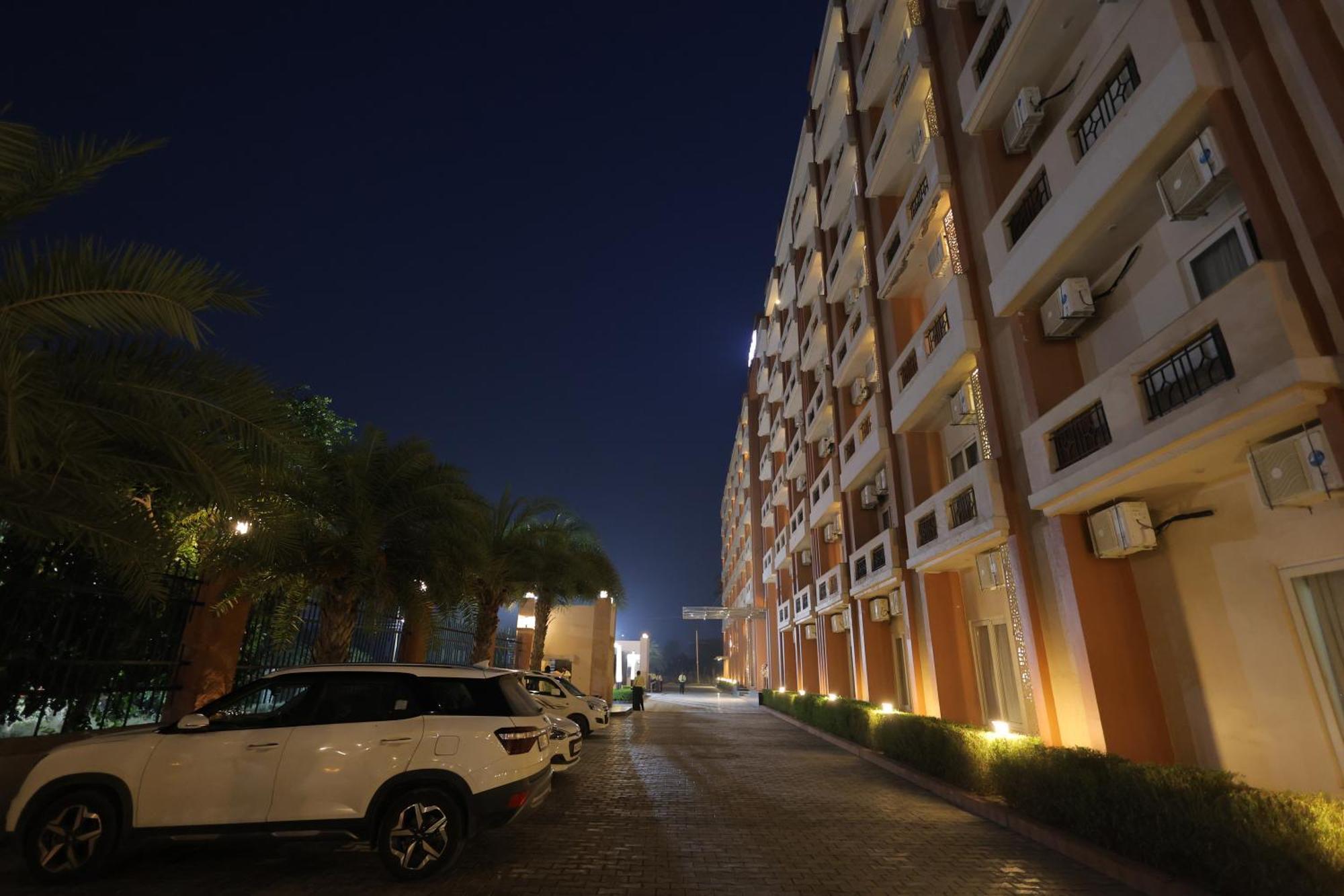 Hide Away Apartment Vrindavan