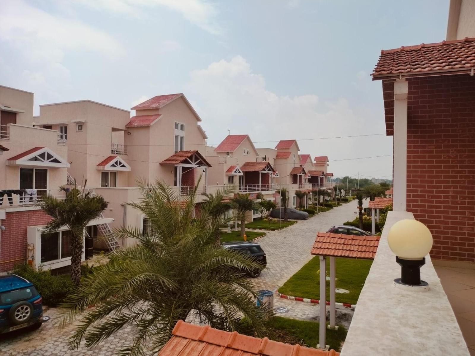 Villa Umang - Premium Like In Vrindavan